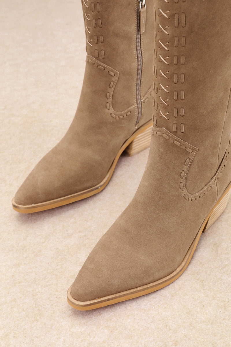 Alessia Boot in Taupe