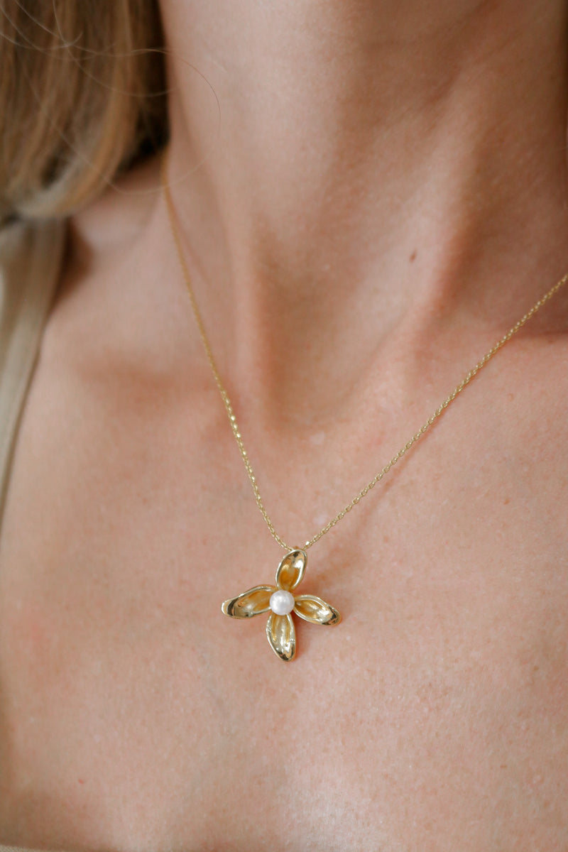 Blooming Necklace