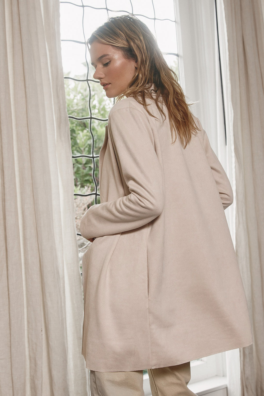 Chelsea Coat in Sand