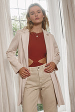 Chelsea Coat in Sand