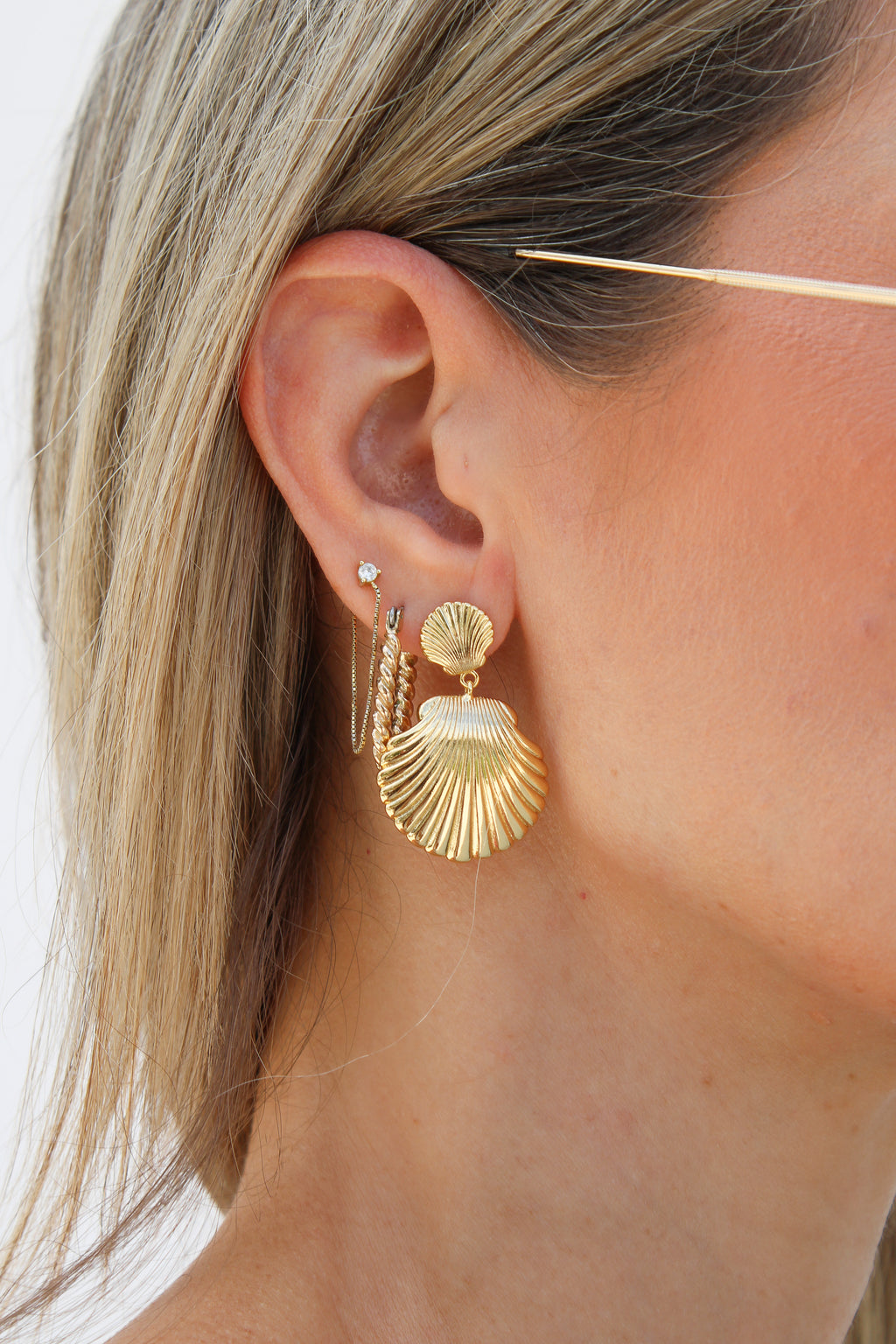 Chloe Shell Earring