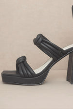 Faith Heel in Black