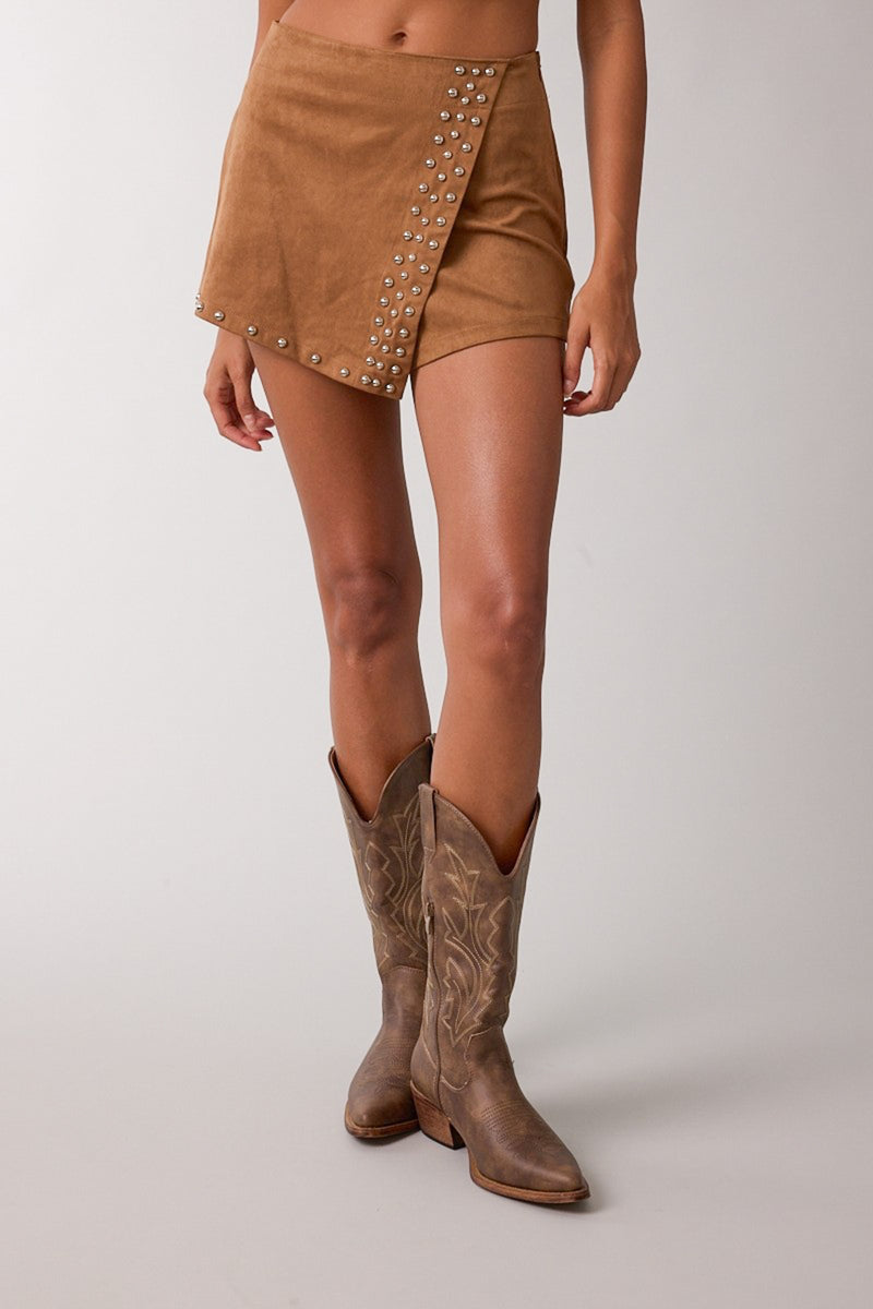 Freya Skort in Camel