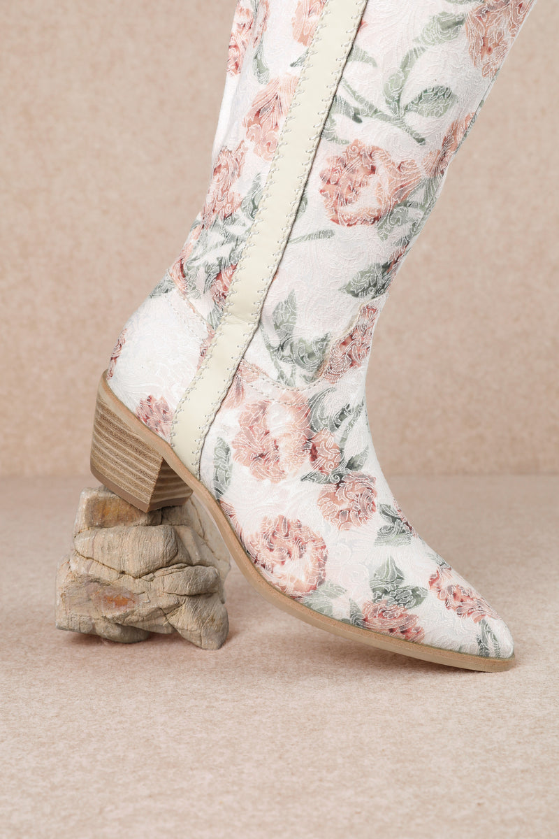 Inlay Boot