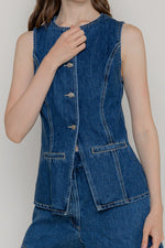 Mara Denim Vest in Dark Wash