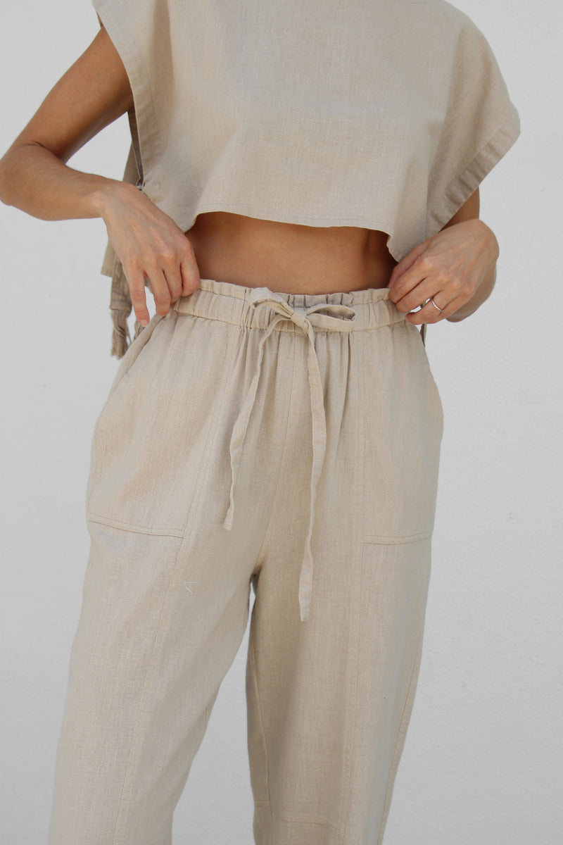 Over the Dunes Pant in Tan