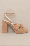 Zoey Heel in Almond