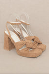 Zoey Heel in Almond