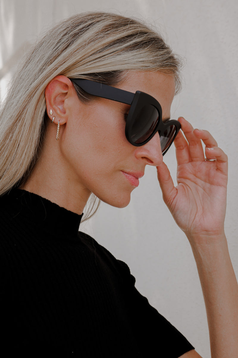 Roxy Sunglasses in Black – Lauren Nicole