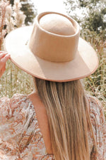 Charlie Chain Hat in Camel - Lauren Nicole